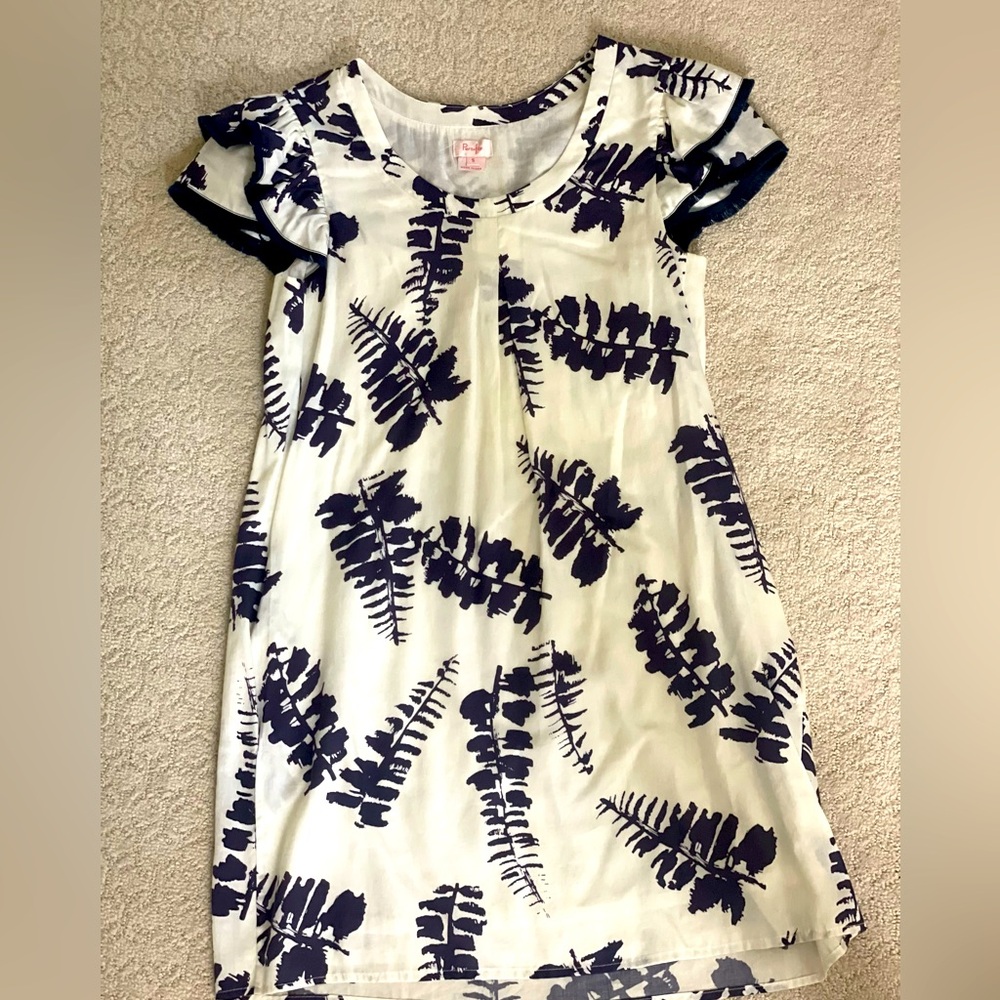 Persifpr size small navy & white dress, no stains!